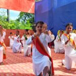 Jaunpur News:सांस्कृतिक कार्यक्रम में बच्चों ने मोहा मन