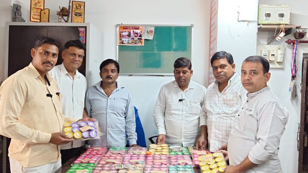 भारतीय उद्योग व्यापार मण्डल ने खरीदा समूह का दीया