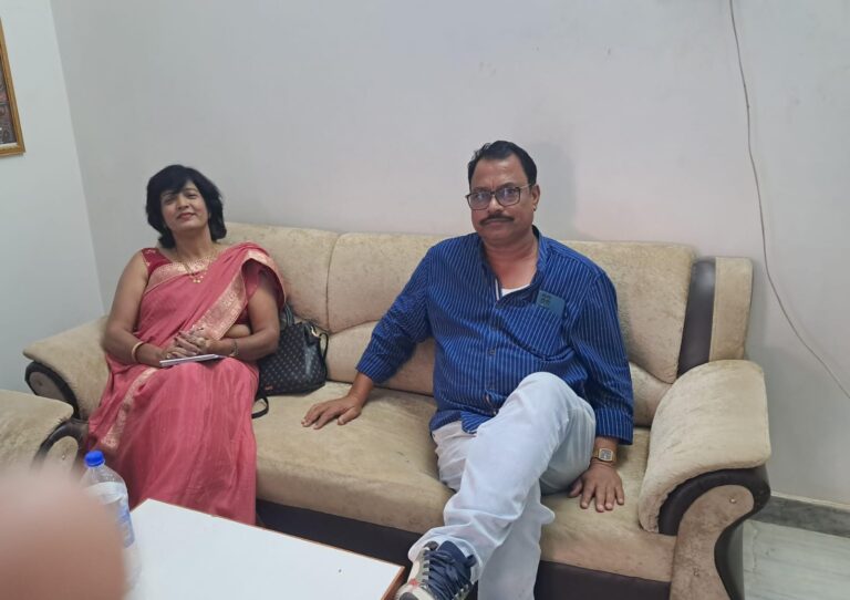 समाजसेविका सीमा सिंह ने की अनिल सिंह से औपचारिक मुलाकात, महिला सशक्तिकरण पर दिया प्रेरक संदेश